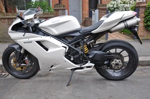 DUCATI 1198 (2011/11) - Picture 1 of 5