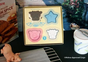 WILLIAMS-SONOMA ICE CREAM SANDWICH MOLDS -NIB- COLD TREATS WITH A COOL LOOK! - Picture 1 of 7
