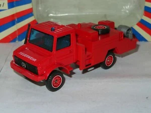 MERCEDES Unimog Pompiers - red - SOLIDO - ref. 2127 - Foto 1 di 4