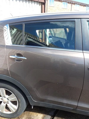 10-15 KIA SPORTAGE MK3 5 DOOR COMPLETE(REAR DRIVER SIDE) BROWN SAND TRACK D5U - Image 1 of 4