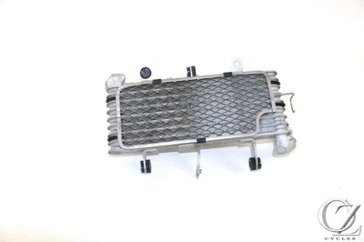 22-24 Kawasaki Ninja ZX10R Oil Cooler Foto 1 de 4