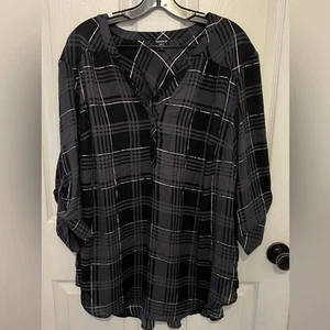 TORRID Damen dunkelgrau kariert Schlitz Ausschnitt Langarm Harper Top Größe 4X - Bild 1 von 5