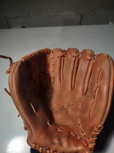 Regent Bobby Shantz Baseball Glove - Picture 1 of 7