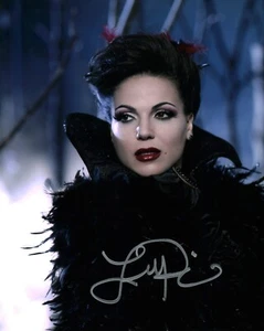 Lana Parrilla Once Upon A Time OUAT 8x10 Photo Signed Autograph JSA Certified - Picture 1 of 2