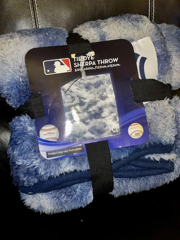 MLB New York Yankees Tye Dye Sherpa Throw Blanket, 50" x 60" Cover