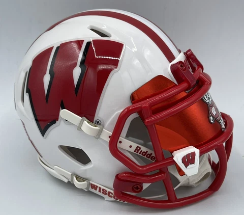 CUSTOM RIDDELL SPEED MINI FOOTBALL HELMET - WISCONSIN BADGERS Cover