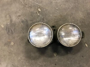 77-83 BMW 320I Left Headlight Assembly - Picture 1 of 2