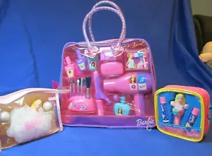 Barbie - 3 artículos - Juego de belleza en bolso - Barbie Loofah - Bálsamo labial Barbie - S limpio - Imagen 1 de 12