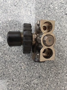 Dräger Anschluß Atemluft Ventil Tauchen Feuerwehr - Bild 1 von 4