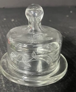 Princess House Heritage Baby Cakes Small Round Covered Butter Dish No. 018 - Picture 1 of 4