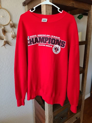 Vintage Lee Sport MLB Anaheim Angeles 2002 Champions Sweatshirt.  Size LARGE Cover
