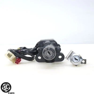 2004-2006 04-06 2005 YAMAHA YZF R1 LOCK SET IGNITION SWITCH - Image 1 of 4