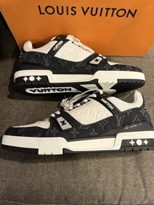 Louis Vuitton LV Trainer - White/Black - Size UK 9 / US 10 - Brand New - Picture 1 of 8