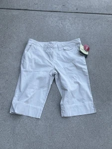 Vintage Woolrich Damenshorts 16 khaki plissiert neu mit Etikett Outdoor - Bild 1 von 5