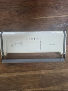 Brookstone iPOD/FM Radio and Aux input/output Jack. #688226 - Picture 1 of 15