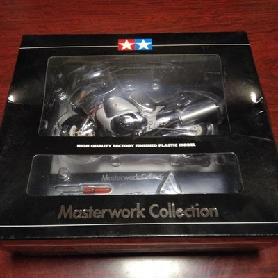 Tamiya Suzuki Hayabusa 1300 Model Completed Plastic Motorcycle Replica Display - Image 1 of 3