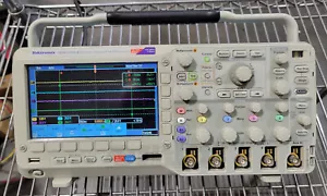 Tektronix MSO2014 100MHz Mixed Signal Color Oscilloscope  - Picture 1 of 8
