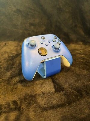 Controller Stand 3d Printed - Image 1 of 4