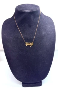 Collar de placa con nombre "bebé" vintage de oro amarillo de 14k 17" - Imagen 1 de 6