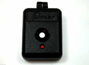 Linear Delta-3 LB Moore-O-Matic Gate Garage Door Opener Remote DNT00026 Ladybug - Picture 1 of 1