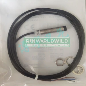 1PCS NEW For 872CEZ-D8NP18-E2 Proximity Switch sensor - Picture 1 of 1