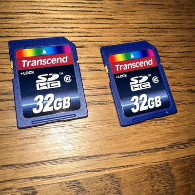 2 x 32GB SDHC Memory Cards SD - Used - Tested - Image 1 of 2