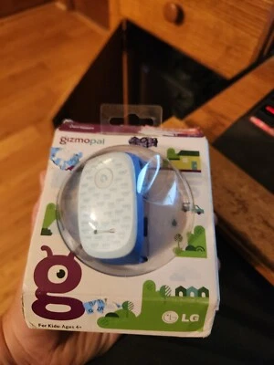 GizmoPal  GPS CHILD LOCATOR Watch For Kids LG Verizon VC100 - Image 1 of 4