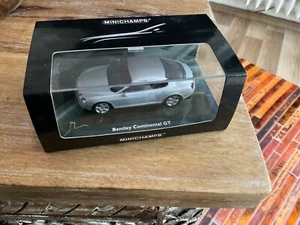 1:43 Minichamps Bentley Continental GT silber - Bild 1 von 3