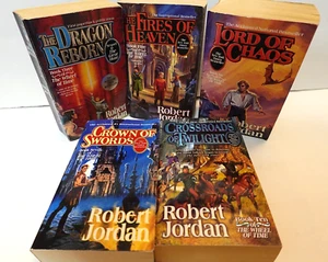 Robert Jordan - The Wheel of Time paperback book lot (5 books) - Foto 1 di 6