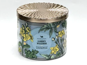 NEW BATH & BODY WORKS GARDEN WEATHER SCENTED 3-WICK LARGE 14.5 OZ SCENTED CANDLE - Picture 1 of 6
