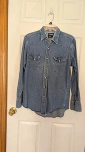 Vintage Wrangler Blue Denim Shirt Pearl Snaps Flap Pockets Worn Soft Euc Sz 15.5 - Picture 1 of 2