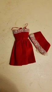 ¡Vestido de noche vintage cosido a mano Barbie rojo con cordones! - Imagen 1 de 2