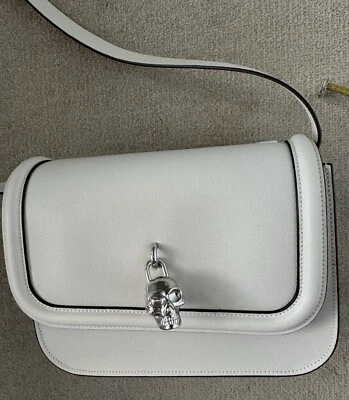 Alexander McQueen Shoulder Off White Medium Leather Logo Silver Skull Bag New - Image 1 of 4