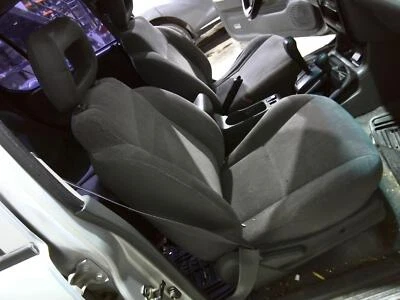 1999 Isuzu Rodeo Passenger RH Right Gray Manual Cloth Seat - Изображение 1 из 4