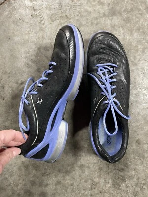 Women's Size us 9 ECCO Yak Biom Natural Motion Walking Shoes Black blue # 3583 - Image 1 of 4