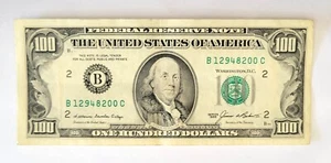 1985 $100 One Hundred Dollar Bill, Federal Reserve Note Serial # B12948200C - Picture 1 of 2