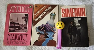 George Simenon Inspector Maigret Mystery Books LOT of 3 Penquin Avon - Picture 1 of 5