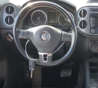 2013 Volkswagen Tiguan LH Driver Steering Wheel Airbag OEM - Image 1 of 4