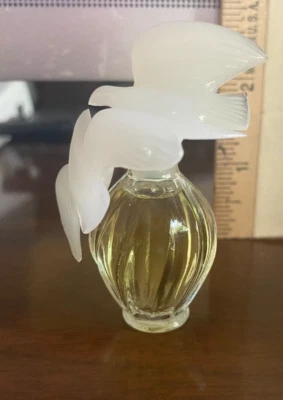 Винтажная пробка для парфюма L'Air Du Temps Doves France Nina Ricci ~ 2,5 дюйма в высоту - Изображение 1 из 4