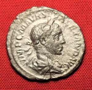 Ancient Roman Silver Elagabal Denarius - Picture 1 of 2