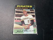 1971 TOPPS ROBERTO CLEMENTE PITTSBURGH PIRATES #630 VG/EX - SHARP!