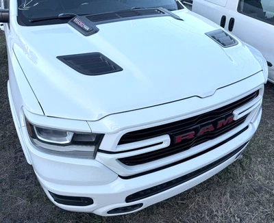 ✅ 19-26 RAM 1500 5th HEMI OEM FRONT HOOD w/ BEZEL BONNET PANEL SHELL White PW7 - Image 1 of 4