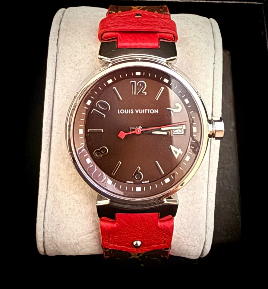 Reloj Louis Vuitton LV Tambour usado. Esfera de acero, correa de cuero marrón y rojo Foto 1 de 4