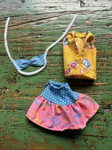 Conjunto de muñeca Barbie California Dream vintage camisa y falda a lunares bikini top - Imagen 1 de 8