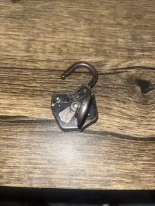 Vintage Old Yale Padlock Lock Made In Germany With Key - Picture 1 of 7