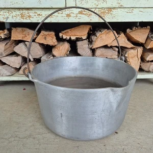 Vintage Wagner Ware Sidney -O- Large Lipped Aluminum Kettle 14 Qts 744 M - Picture 1 of 10