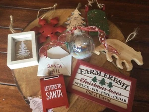Lot of 9 Miscellaneous Christmas Ornaments - Picture 1 of 1