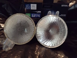 LOT OF 2 GE REGULAR INDOOR FLOODLIGHT LIGHTS 4 TOTAL BULBS HD+ PAR30 LONG - Picture 1 of 3