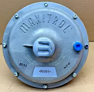 MAXITROL RV91 GAS REGULATOR 2" - Picture 1 of 4