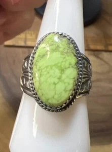 Sterling Silver 925 Jim Yazzie Ring Green Gaspeite Ring Native American Size 8.5 - Picture 1 of 12